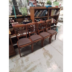 LOT 4 CHAISES EN MERISIER...