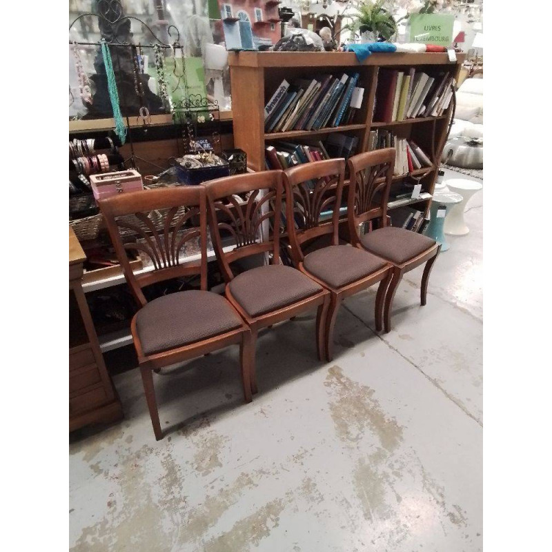 LOT 4 CHAISES EN MERISIER ASSISES TISSUS BRUN