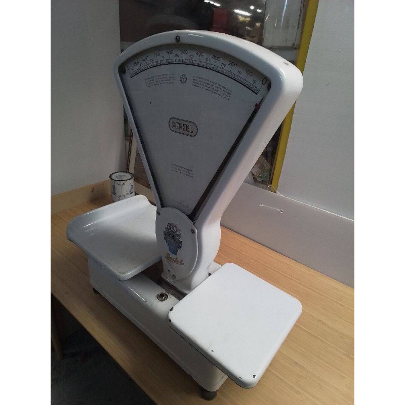 BALANCE D\'ÉPICERIE BERKEL