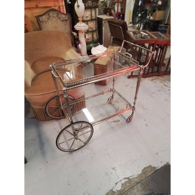 DESSERTE A ROULETTES METAL ARGENTE *