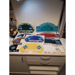 LOT DE PLAQUES TOUR DE...