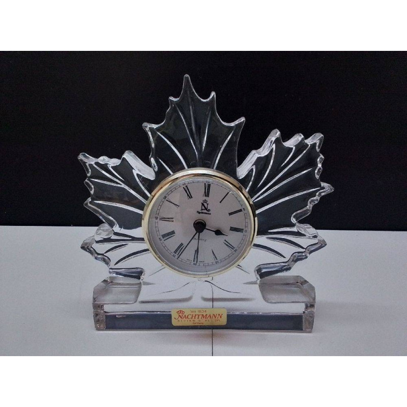PENDULE EN CRISTAL DE NACHTMANN