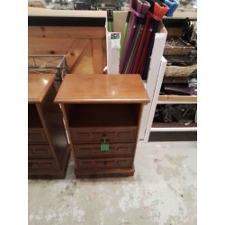 MEUBLE D’APPOINT EN CHENE 3 TIROIRS