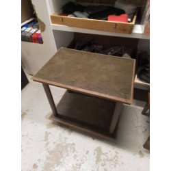 MEUBLE D’APPOINT A ROULETTES 