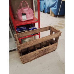 CAISSE ANCIENNE VELLUET