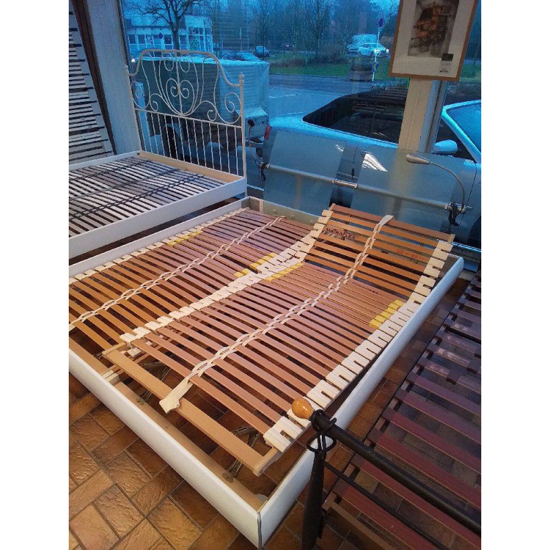 LIT 180X200  + SOMMIERS 