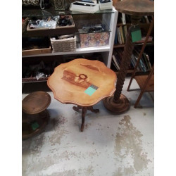 TABLE D’APPOINT MARQUETE 