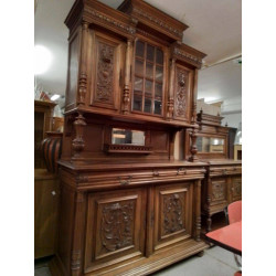 BUFFET 2 CORPS EN NOYER STYLE HENRI II