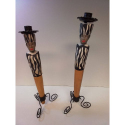 PAIRE DE BOUGEOIRS STATUETTE 