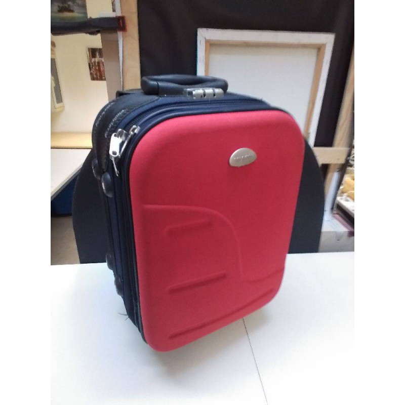 VALISE ROUGE 