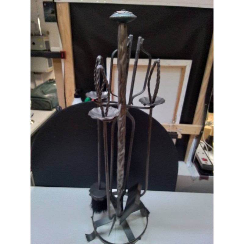 SERVITEUR DE CHEMINÉE 