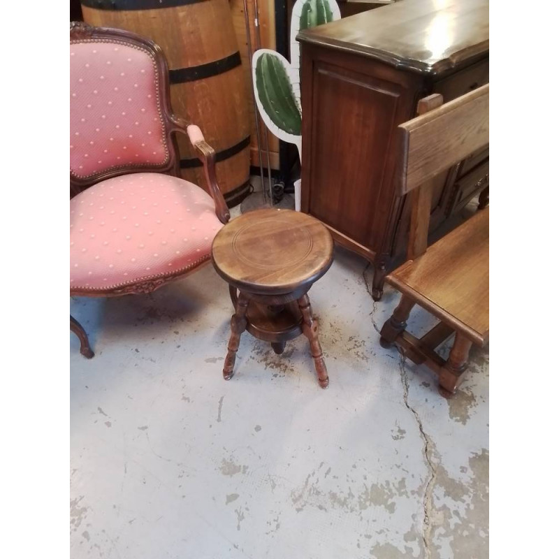 TABOURET EN BOIS 