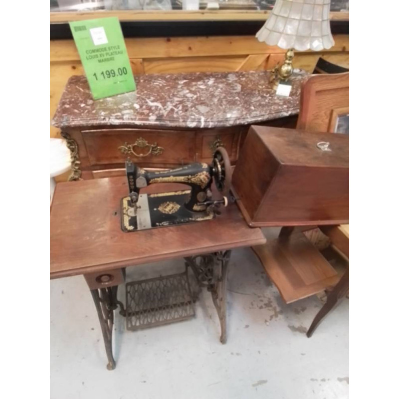 MACHINE A COUDRE SINGER 