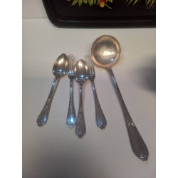 LOUCHE + COUVERTS METAL...