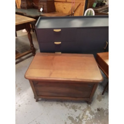 COFFRE BOIS MASSIF NOYER