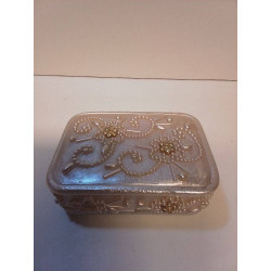 BOITE A BIJOUX A PERLES 