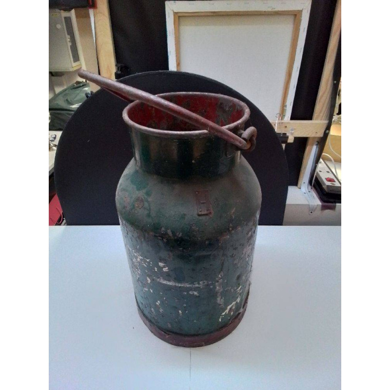 POT A LAIT ANCIEN 