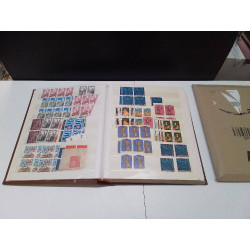 LOT COLLECTIONS TIMBRES...