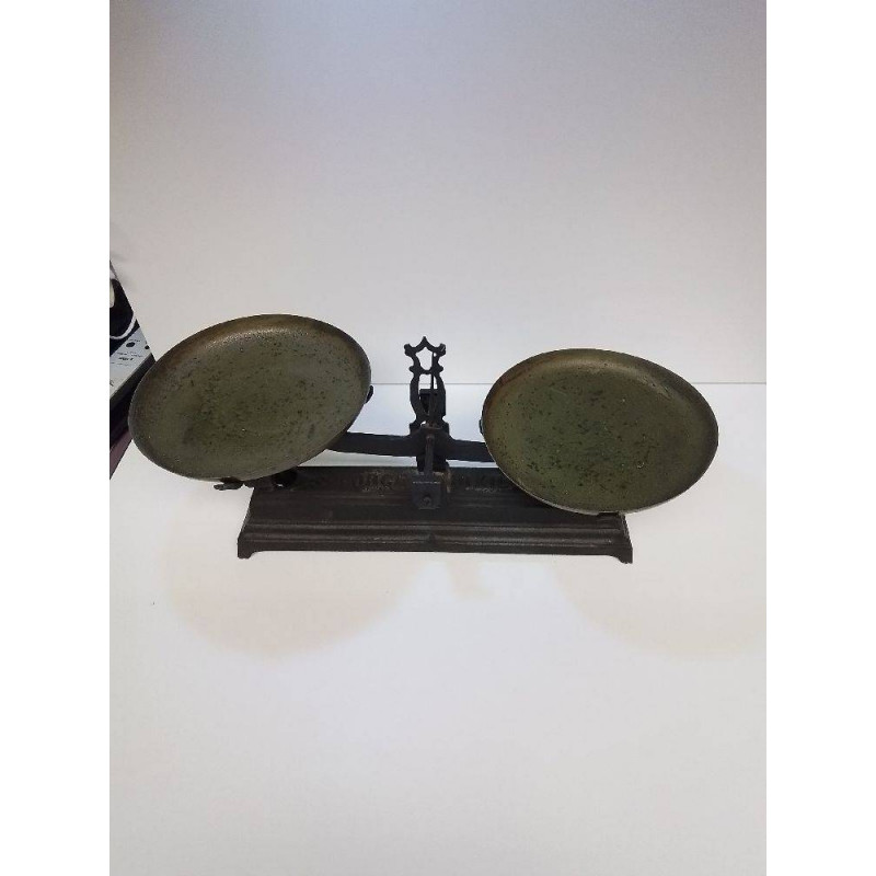 BALANCE ANCIENNE + 2 PLATEAUX 