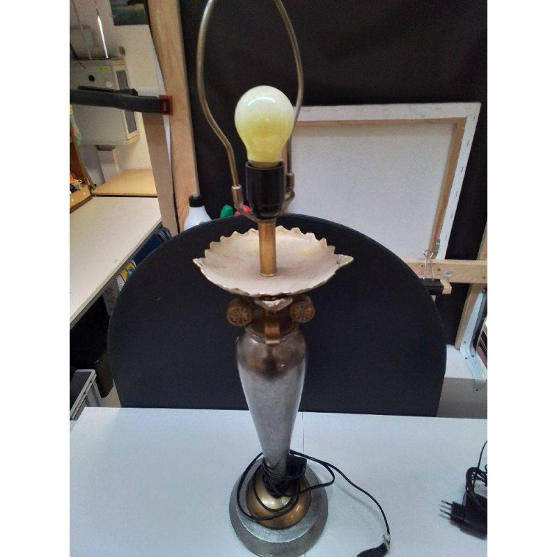 PIED DE LAMPE COULEUR ARGENTÉ 