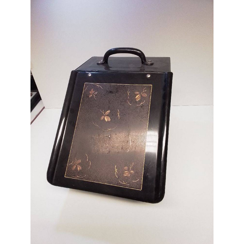 BOITE METAL A CHARBON OU PELLET 