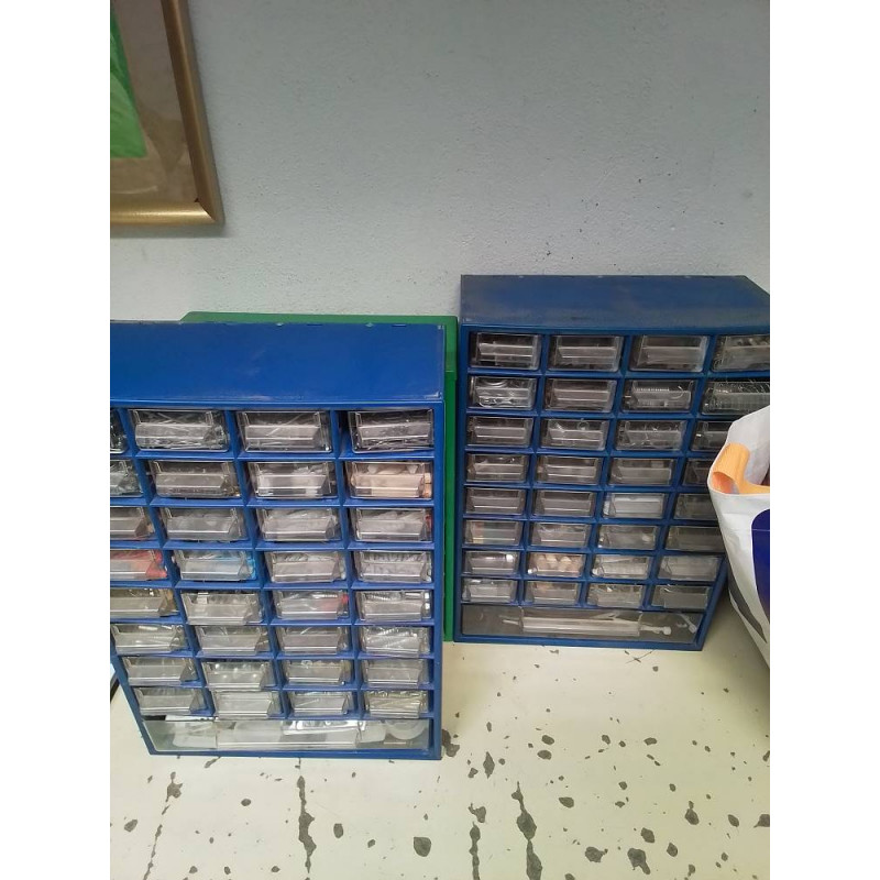 MEUBLE DE RANGEMENT ATELIER 