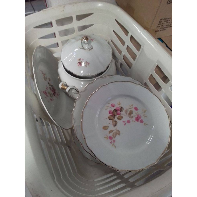 LOT VAISSELLE SARREGUEMINES 