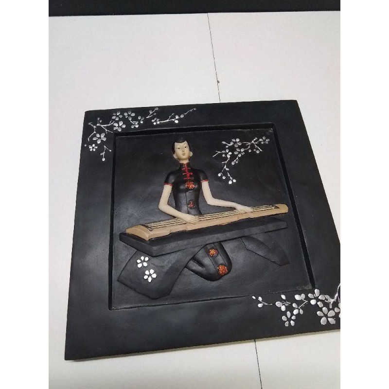 CADRE EN RESINE ASIATIQUE 