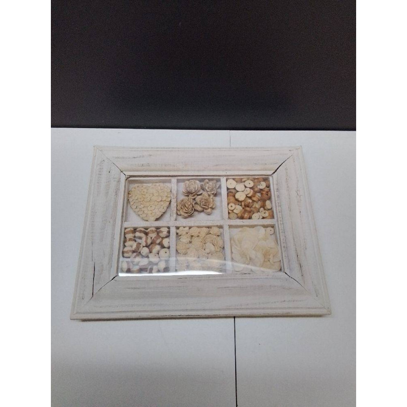 CADRE BLANC AVEC DECO