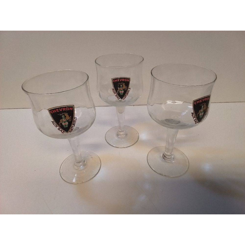 LOT VERRES ANCIENS CHEVRON 