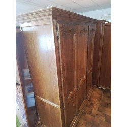 ARMOIRE EN CHENE 3 PORTES