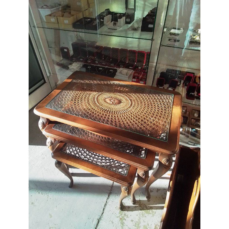 TABLE GIGOGNES STYLE CHIPPENDALE 