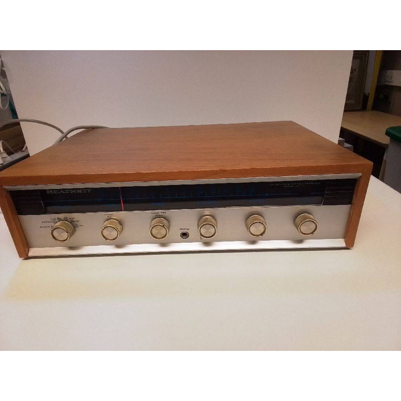 AMPLIFICATEUR HEATHKIT AR 14