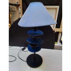 LAMPE A POSER DESIGN...