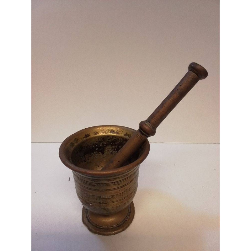 MORTIER ET PILON ANCIEN 