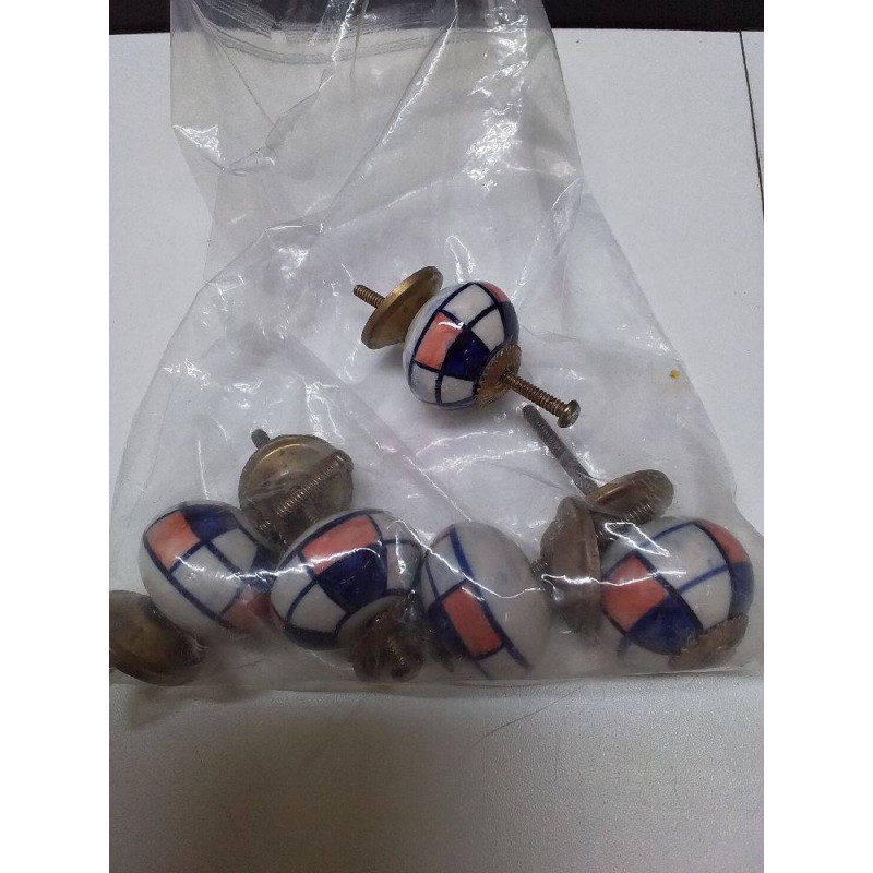 LOT DE BOUTONS DE TIROIRS 