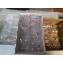 LOT DE VERRES EN CRISTAL 