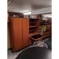 PENDERIE/SECRÉTAIRE-BAR...