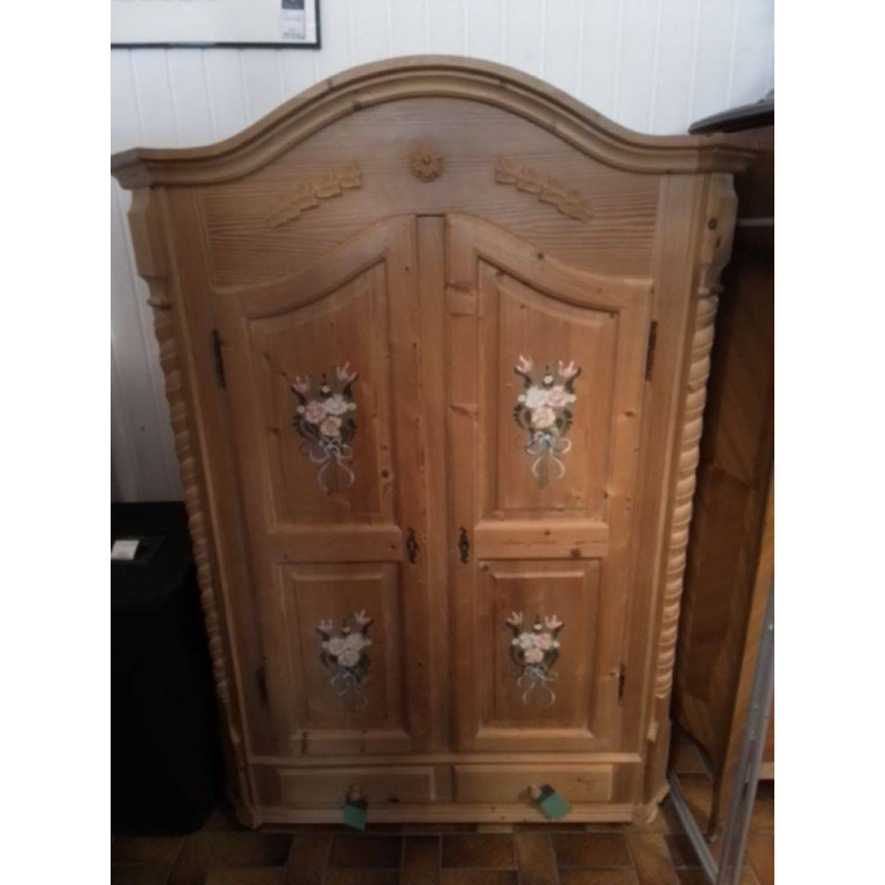 ARMOIRE EN PIN