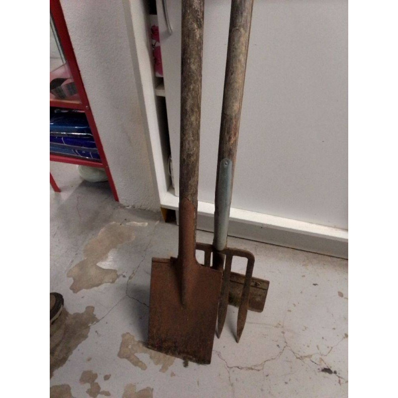 OUTIL DE JARDIN DIVERS 