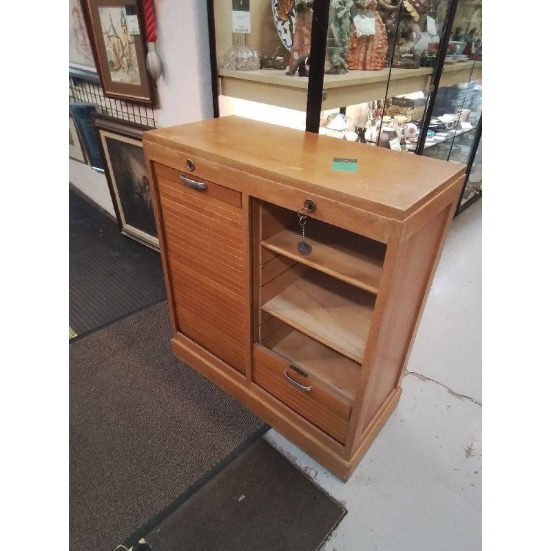 MEUBLE A RIDEAUX DOUBLE