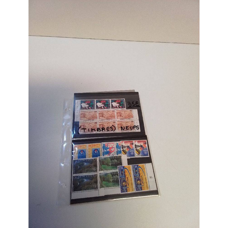 LOT DE TIMBRES 