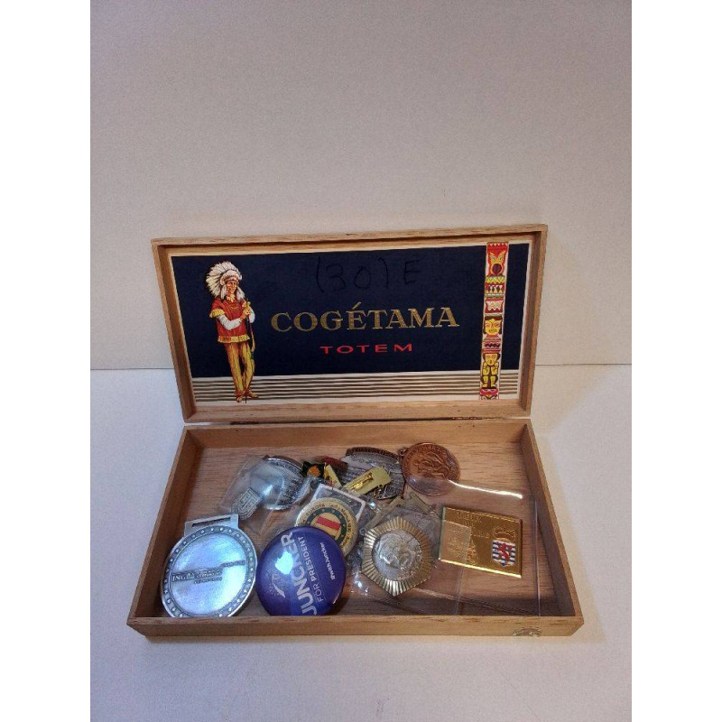 LOT MÉDAILLES LUXEMBOURG