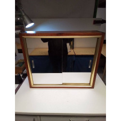 ARMOIRE A SUSPENDRE 2...