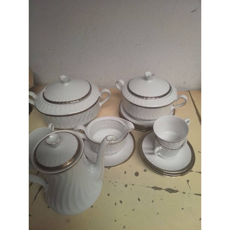 LOT VAISSELLE BAVARIA FILET DORÉ 