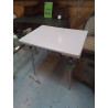TABLE FORMICA BLANCHE AVEC ALLONGES