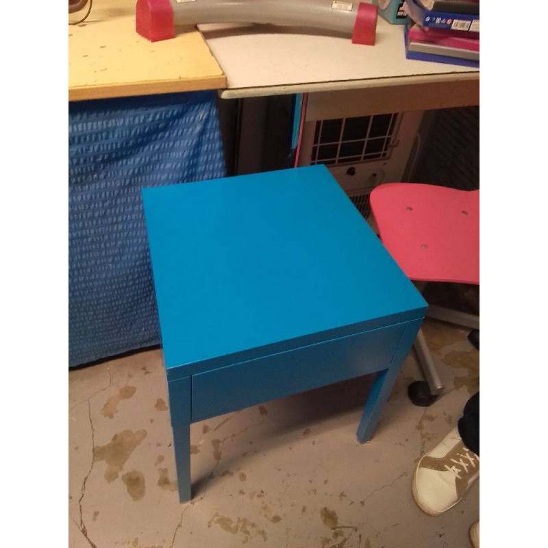 TABLE DE CHEVET BLEUE 