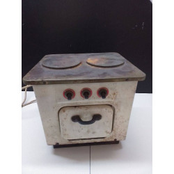 JOUET ANCIEN CUISINIÈRE 