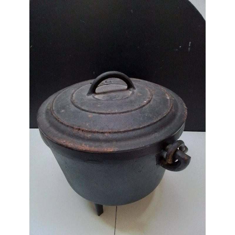 CHAUDRON EN FONTE 