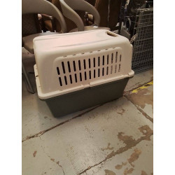 CAGE DE TRANSPORT ANIMAUX 